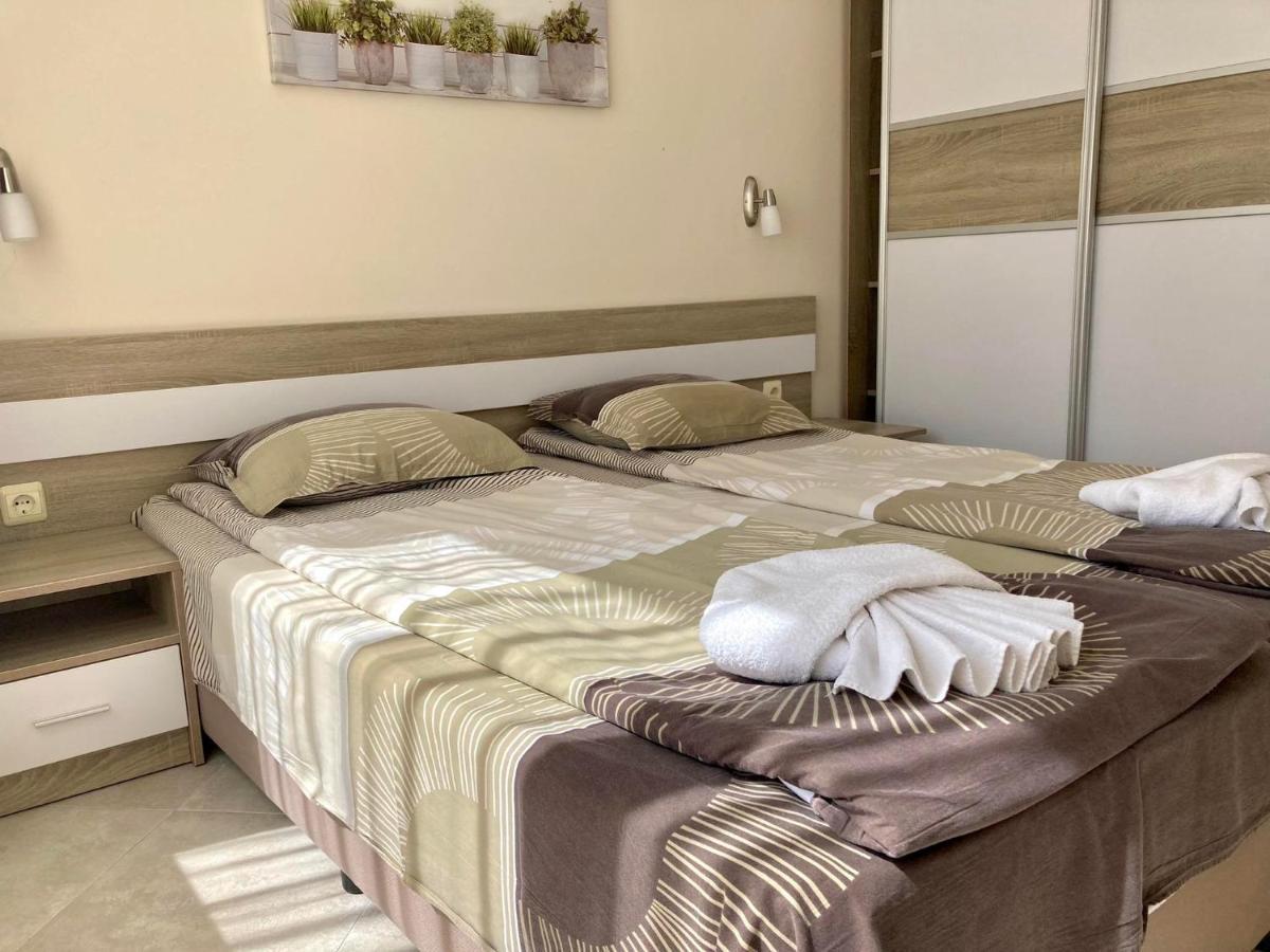 Apartments In Villas Apolon Sozopol Esterno foto