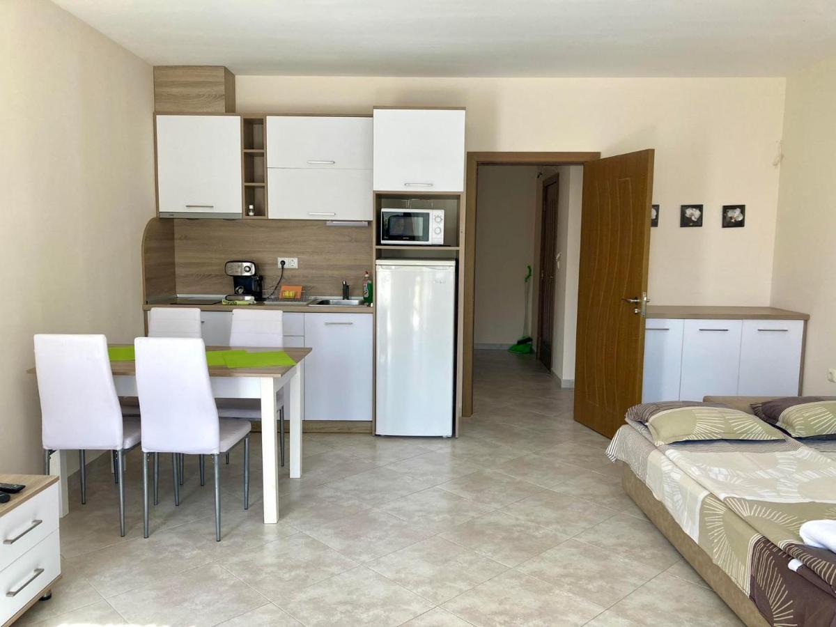 Apartments In Villas Apolon Sozopol Esterno foto